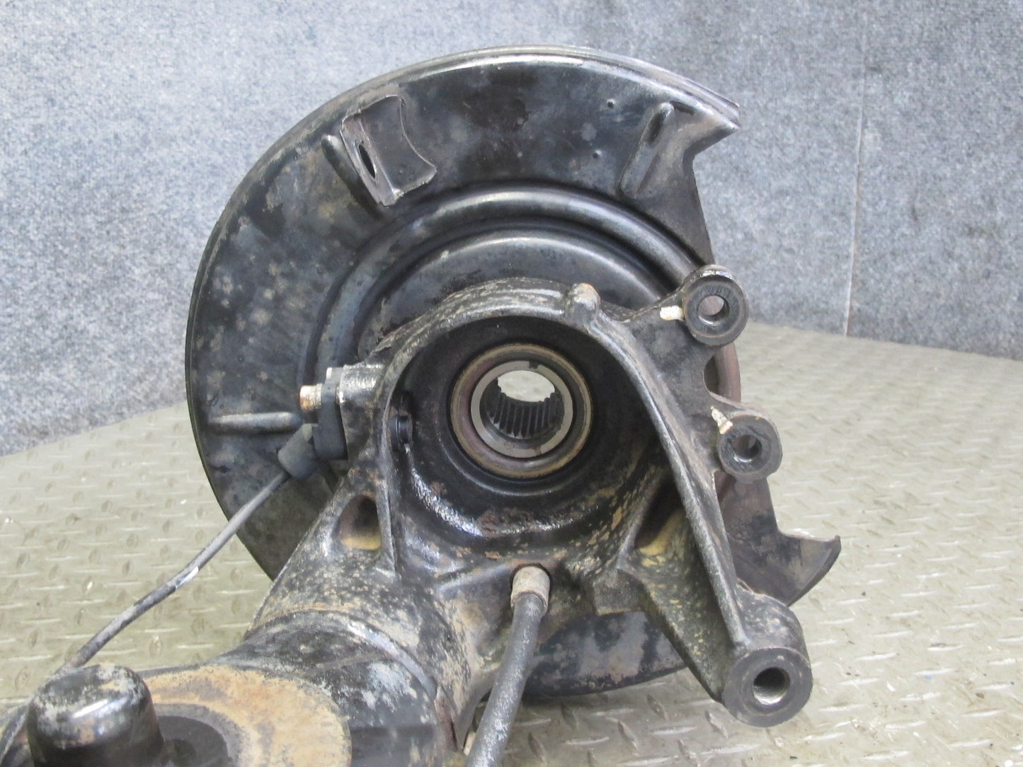 96-02 BMW E36/7 Z3 Rear Right Spindle Knuckle Wheel Hub Bearing Trailing Arm OEM