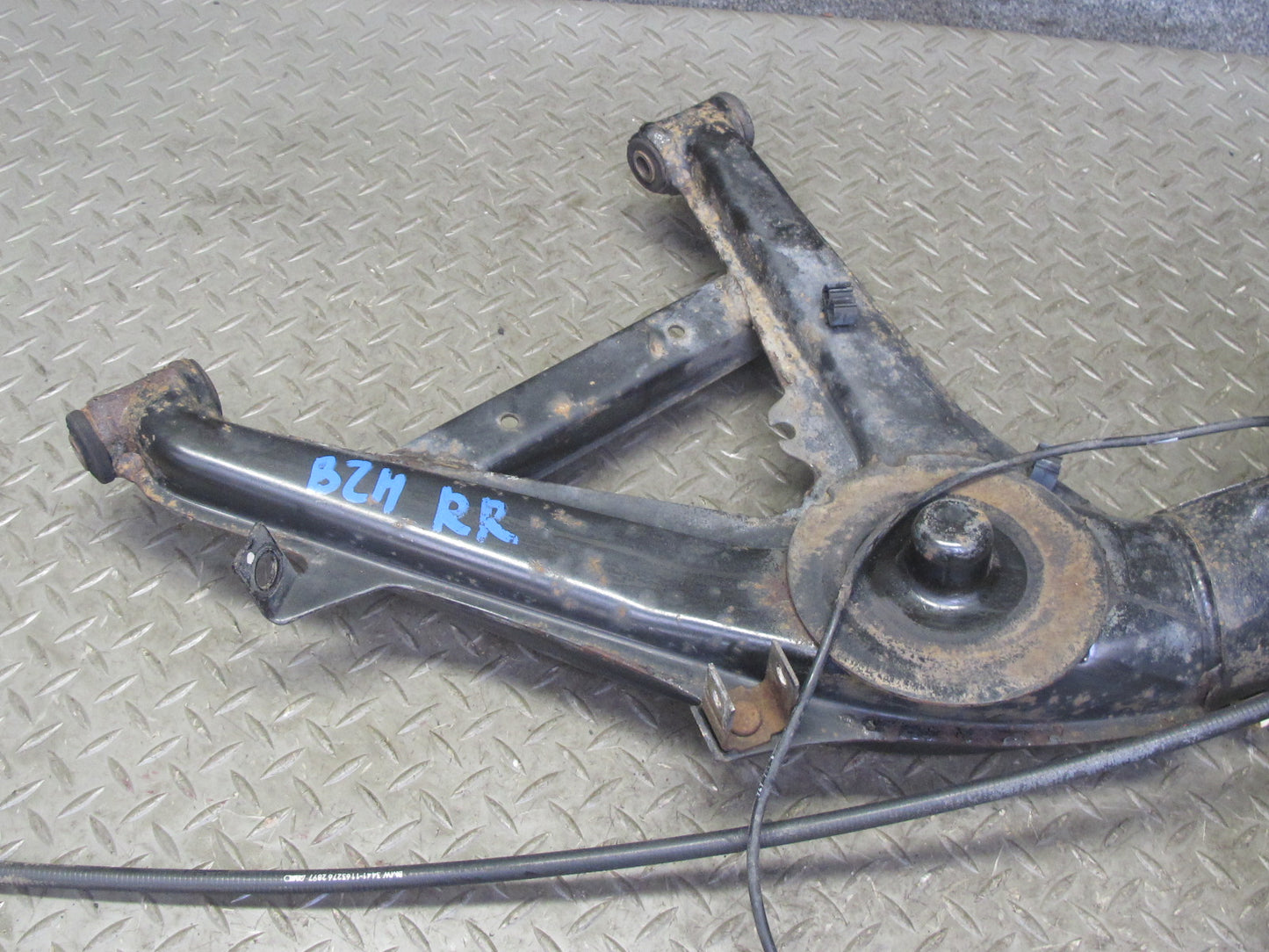 96-02 BMW E36/7 Z3 Rear Right Spindle Knuckle Wheel Hub Bearing Trailing Arm OEM
