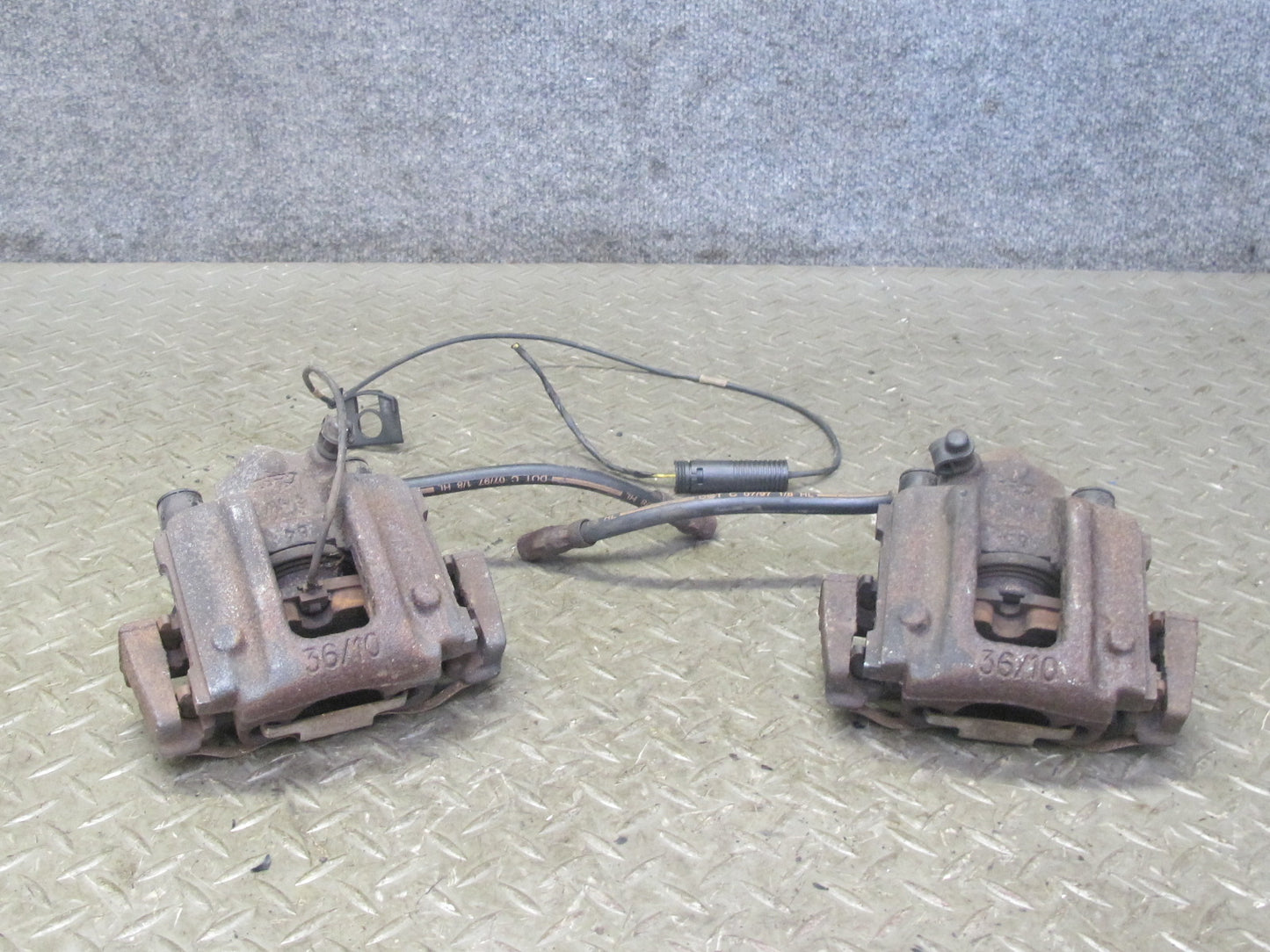 96-02 BMW E36/7 Z3 Set of 2 Rear Left & Right Brake Caliper OEM