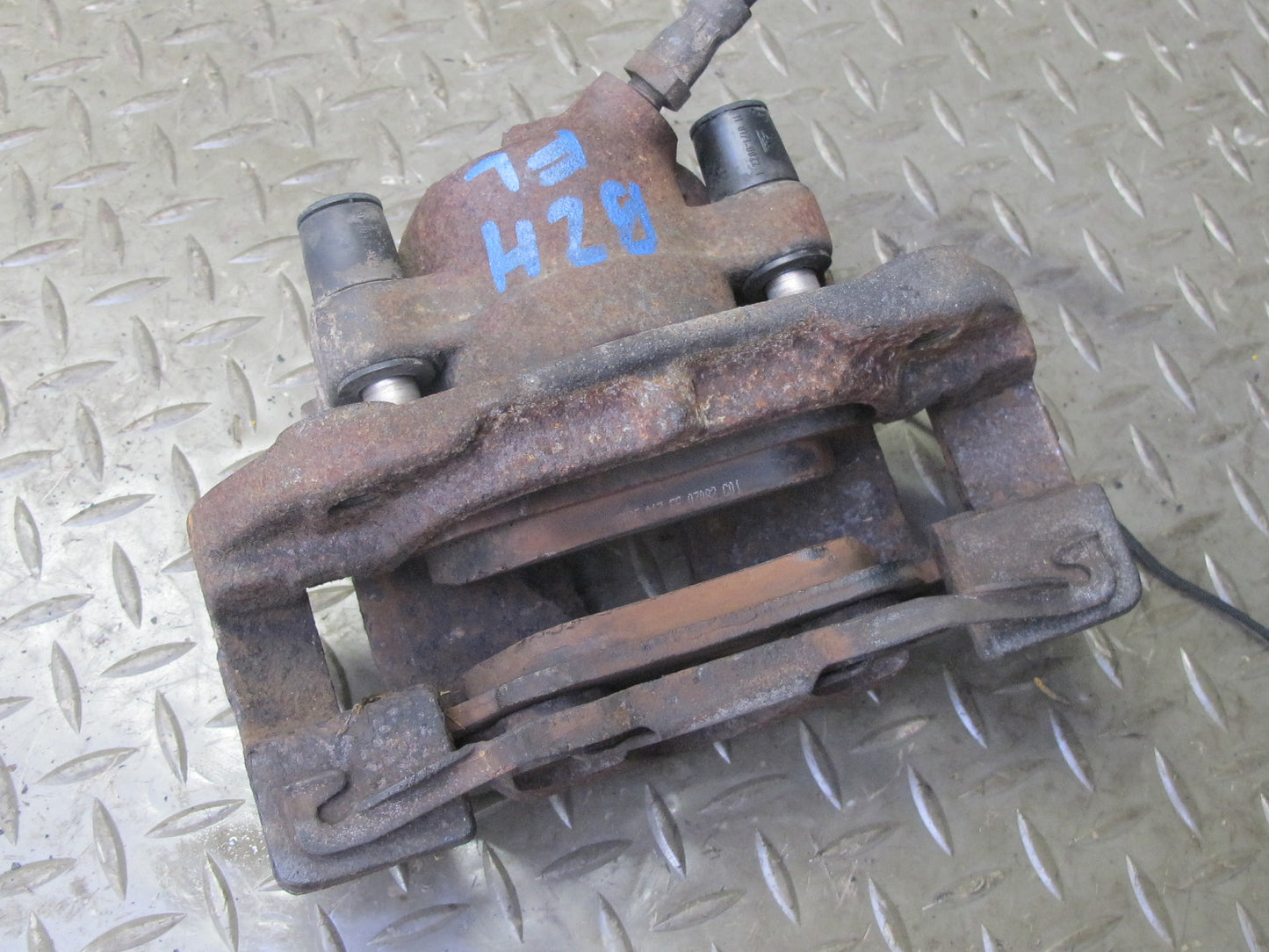 97-02 BMW E36/7 Z3 Set of 2 Front Left & Right Brake Caliper OEM