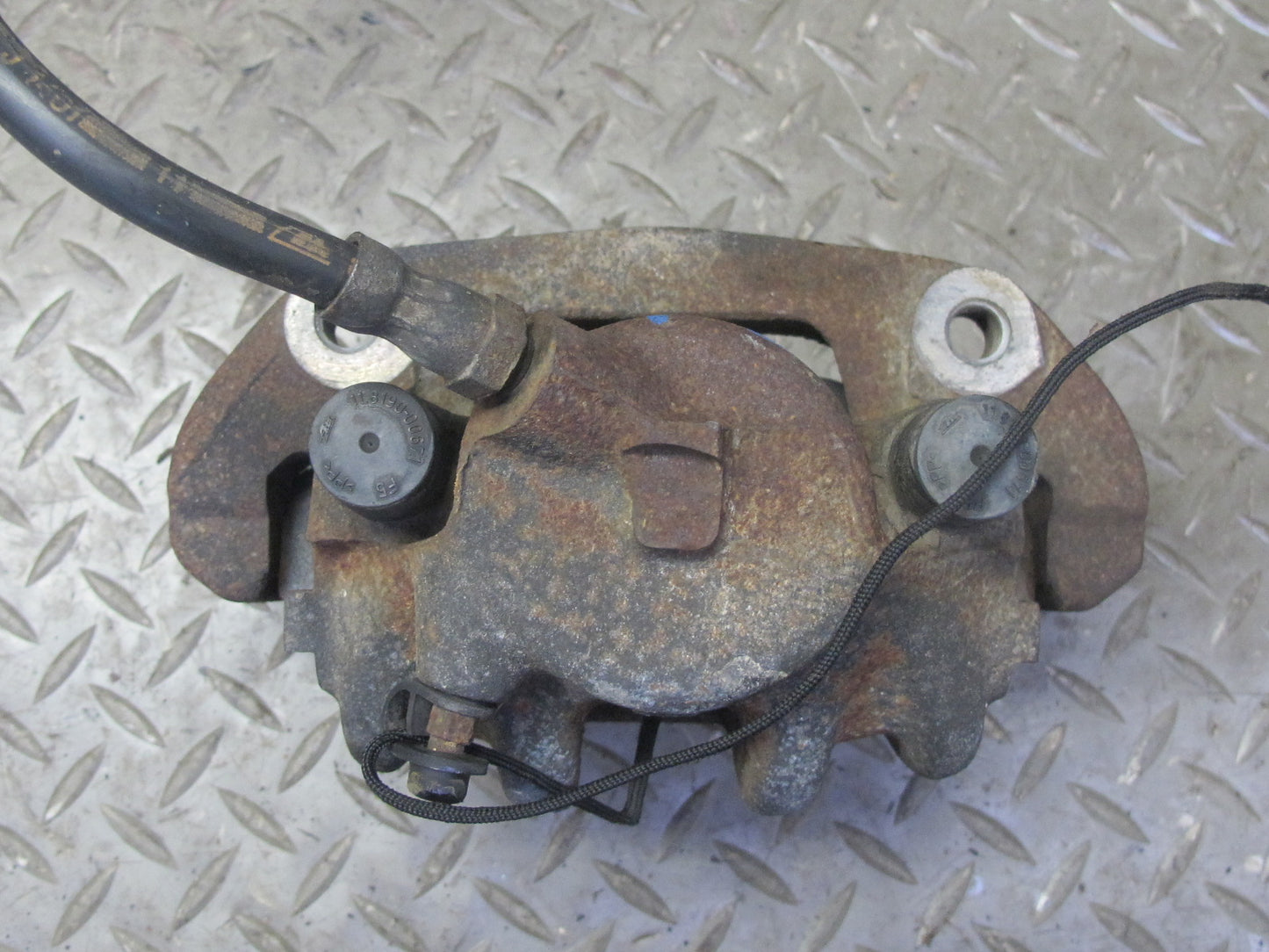 97-02 BMW E36/7 Z3 Set of 2 Front Left & Right Brake Caliper OEM