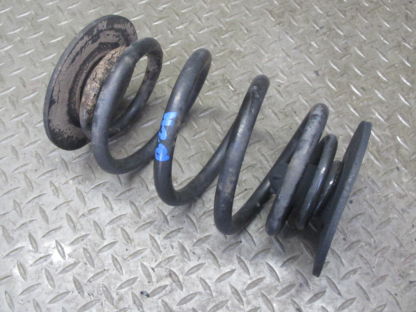 97-00 BMW E36/7 Z3 2.8L Roadster Set of 2 Rear Left & Right Coil Spring OEM