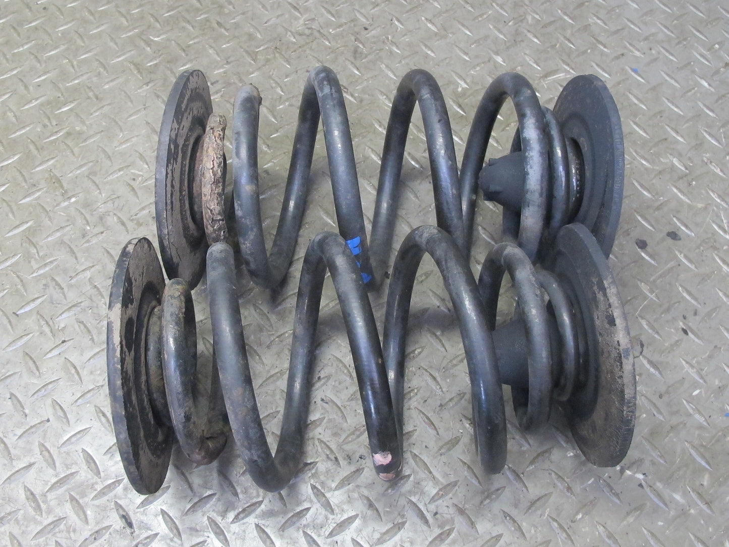 97-00 BMW E36/7 Z3 2.8L Roadster Set of 2 Rear Left & Right Coil Spring OEM
