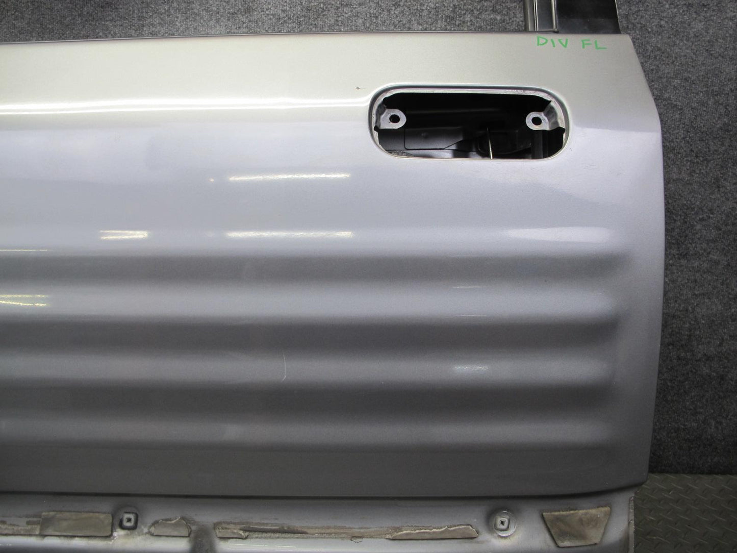 99-01 Isuzu Vehicross Front Left Driver Door Shell Panel Kaiser Silver OEM