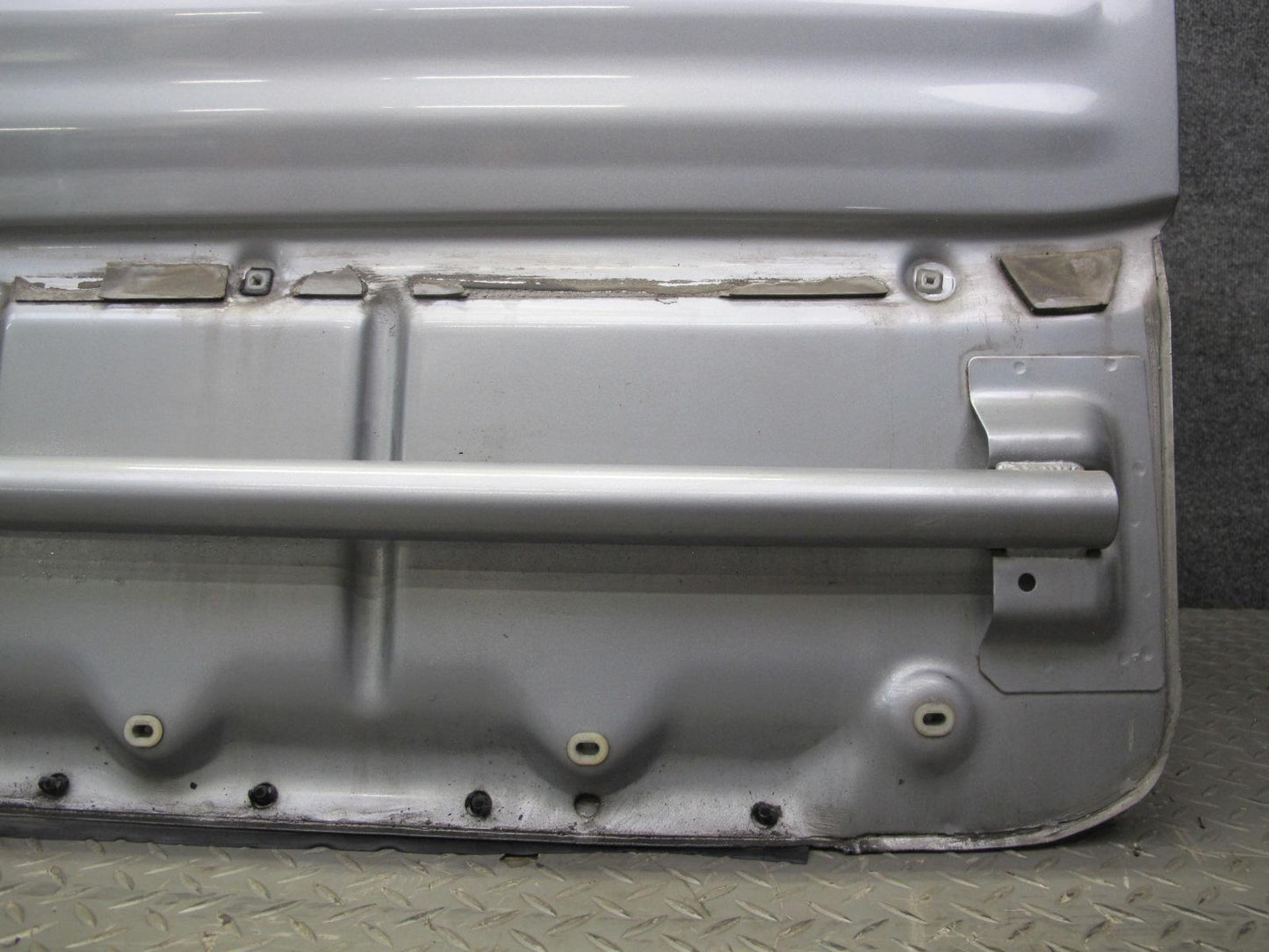 99-01 Isuzu Vehicross Front Left Driver Door Shell Panel Kaiser Silver OEM