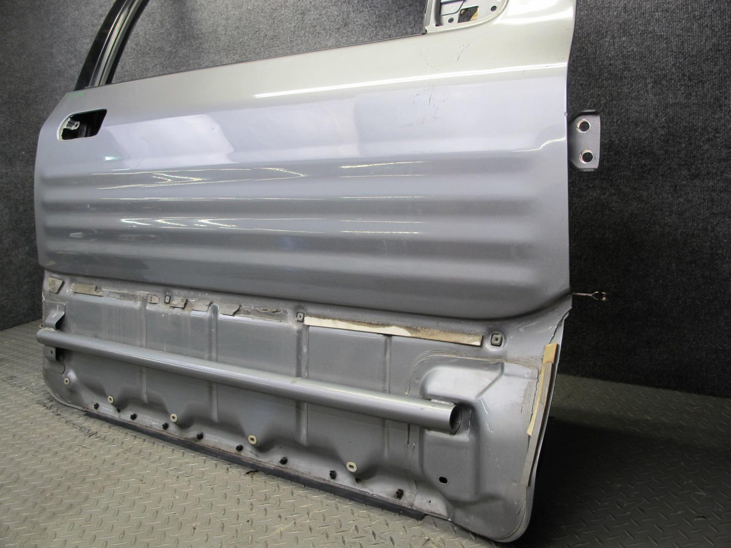 99-01 Isuzu Vehicross Front Right Passenger Door Shell Panel Kaiser Silver OEM