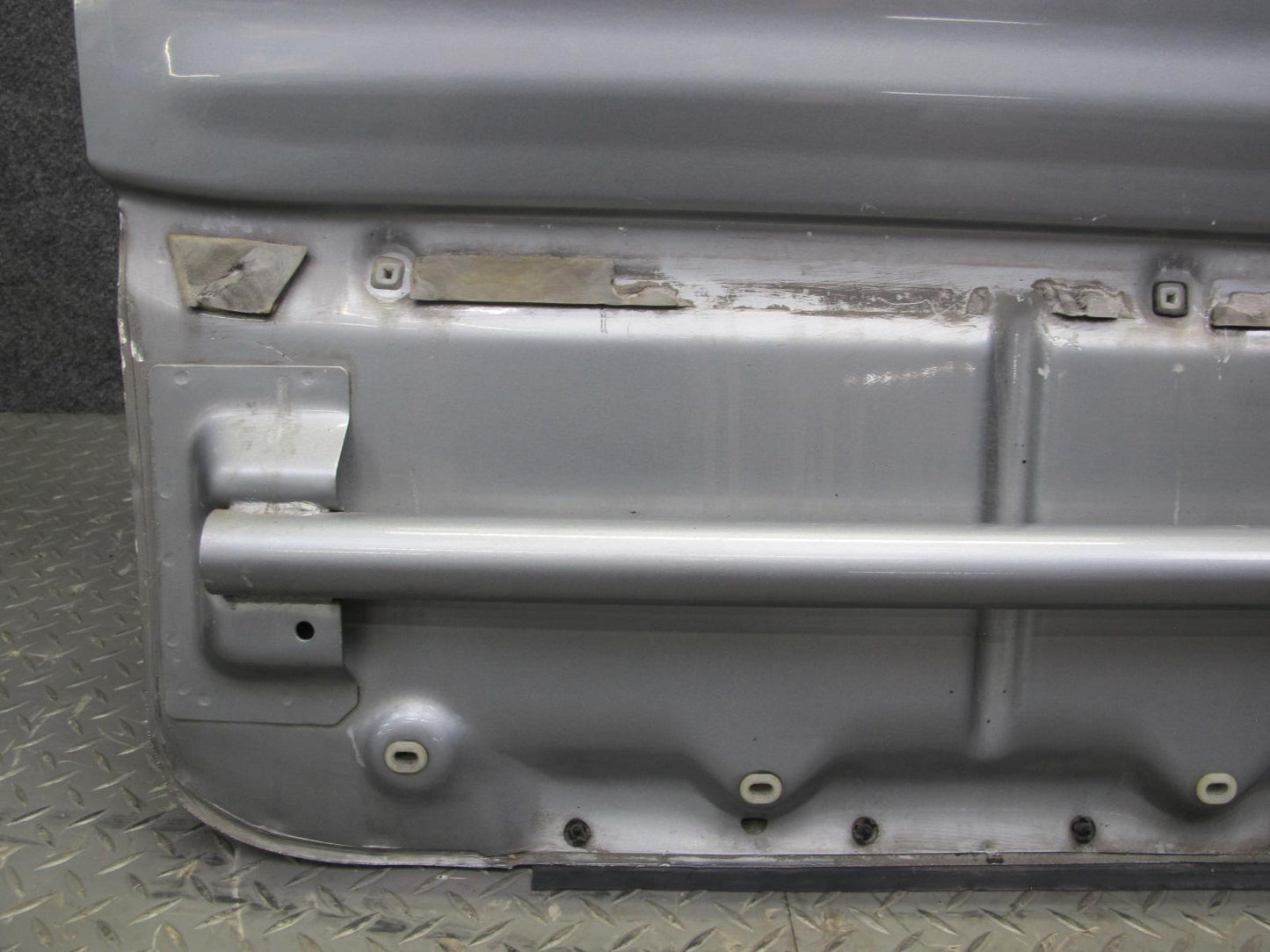 99-01 Isuzu Vehicross Front Right Passenger Door Shell Panel Kaiser Silver OEM