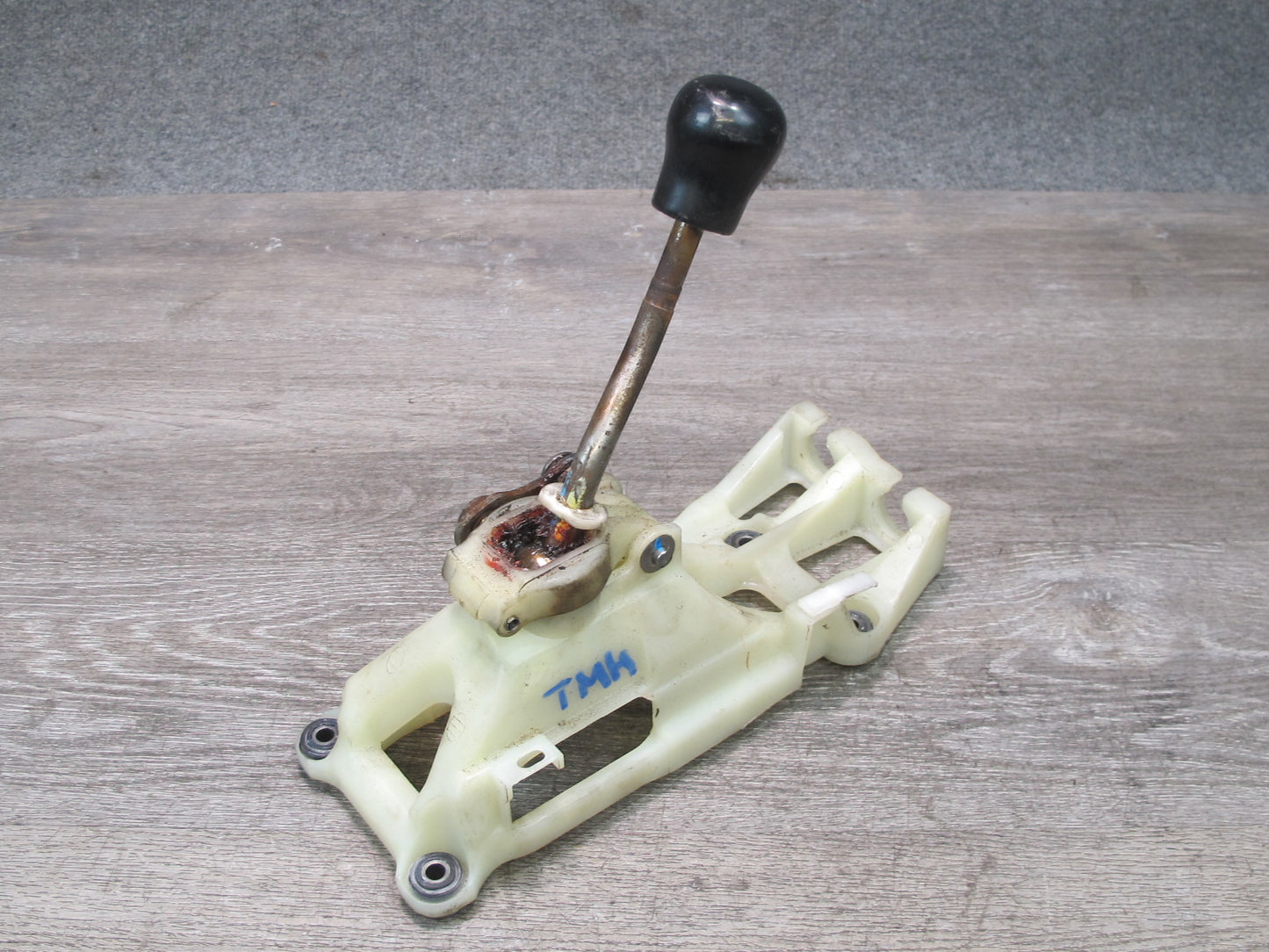 00-05 Toyota MR2 Spyder ZZW30L M/T Manual Transmission Shifter w Cables OEM