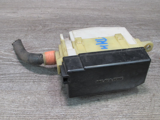 00-02 Toyota MR2 Spyder ZZW30L Engine Bay Main Fuse Relay Box Module OEM