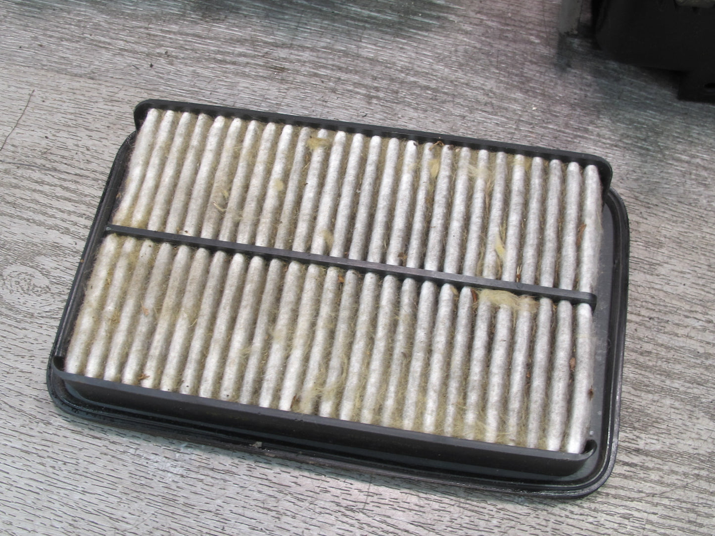 00-05 Toyota MR2 Spyder ZZW30L Air Intake Cleaner Filter Box w Sensor OEM