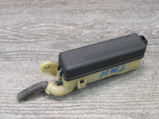 00-05 Toyota MR2 Spyder Interior Fuse Relay Box Module OEM