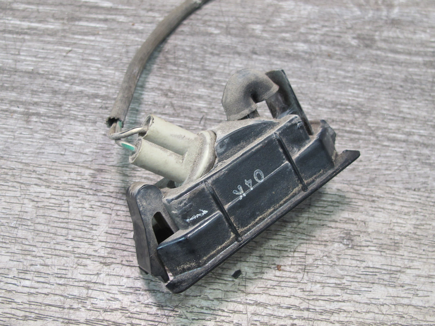 00-05 Toyota MR2 Spyder ZZW30L Rear Trunk License Plate Light Lamp OEM