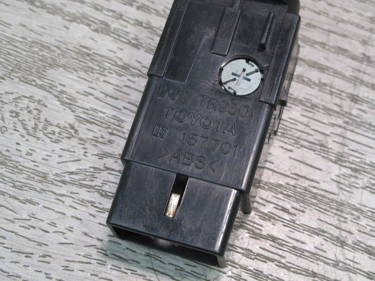 00-05 Toyota MR2 Spyder ZZW30L Emergency Hazard Warning Button Switch OEM