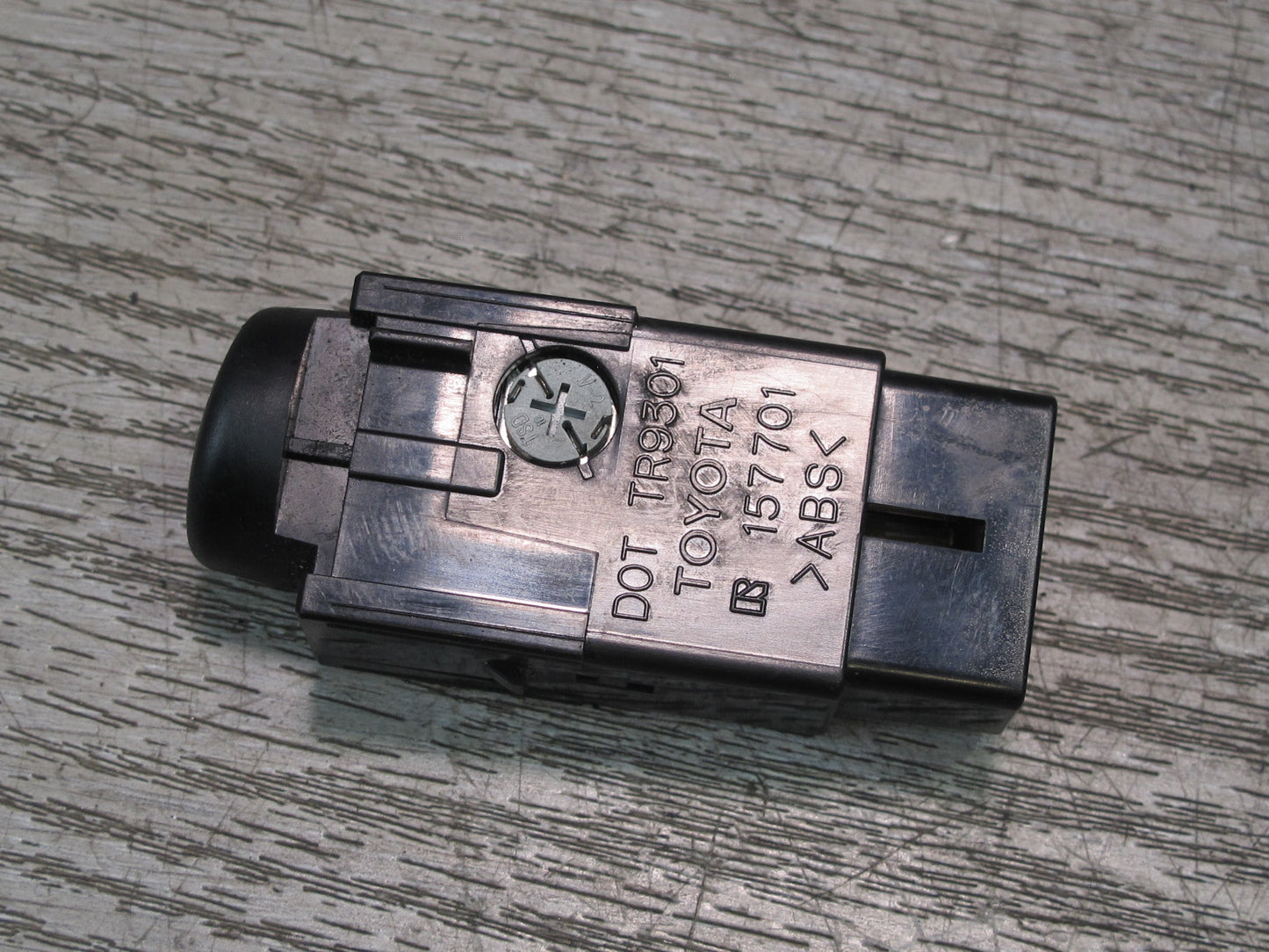 00-05 Toyota MR2 Spyder ZZW30L Emergency Hazard Warning Button Switch OEM