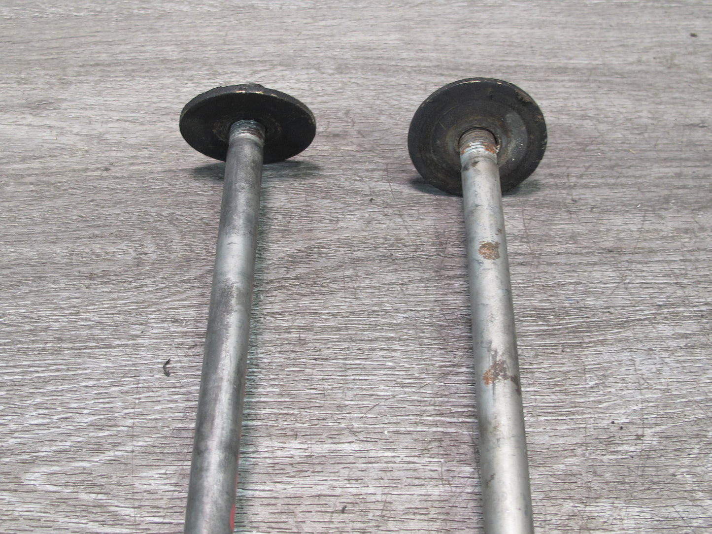 92-00 Lexus UZZ30L SC300 SC400 Set of 2 Front Upper Control Arm Bolt OEM