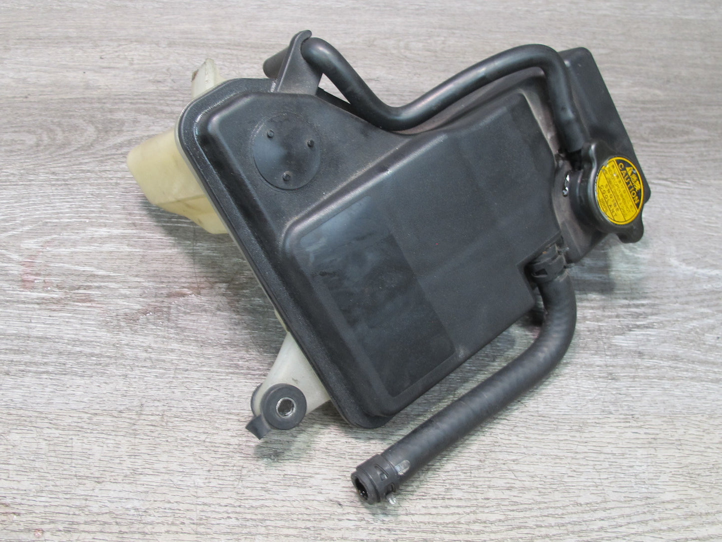 94-97 Lexus UZZ30L SC400 Engine Coolant Expansion Overflow Reservoir OEM