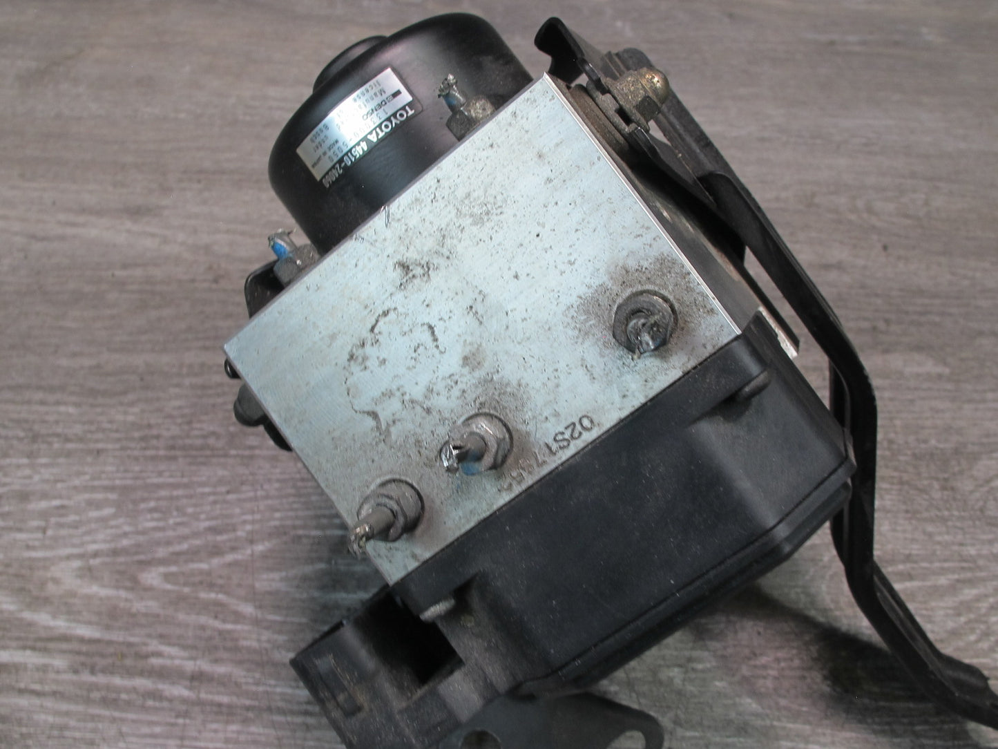 97-00 Lexus UZZ30L SC300 SC400 Anti Lock Brake ABS Pump Module 44510-24060 OEM