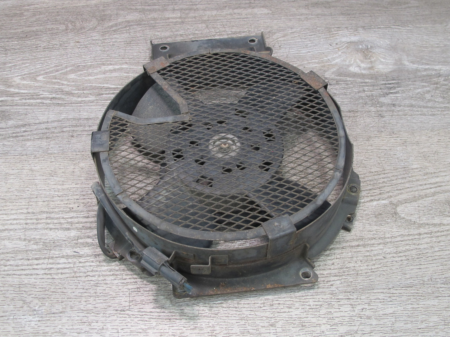 99-01 Isuzu Vehicross A/C Air Condition Condenser Fan Motor & Shroud OEM