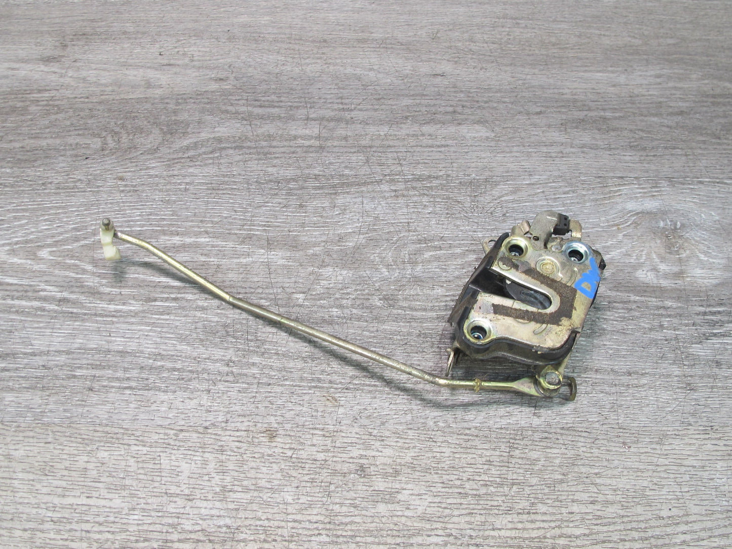 99-01 Isuzu Vehicross Front Left Driver Door Lock Latch OEM