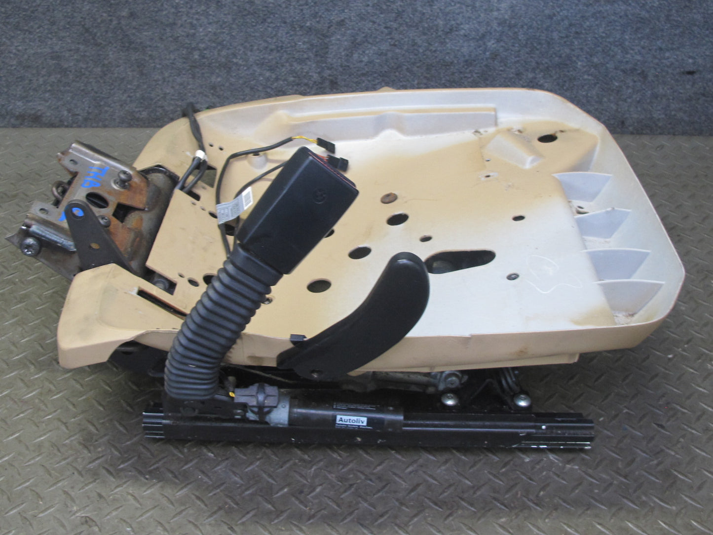 96-99 BMW E36 328iC Convertible Front Left Seat Lower Frame Track Rail Motor OEM