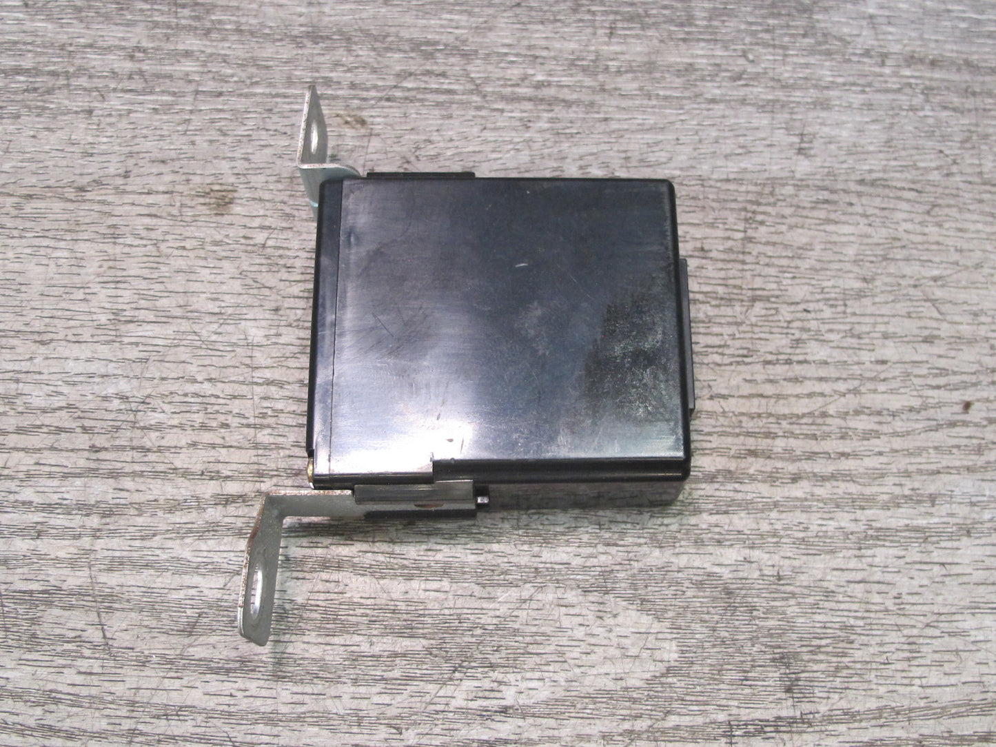 99-01 Isuzu Vehicross Indicator Control Module Unit 8971063130 OEM