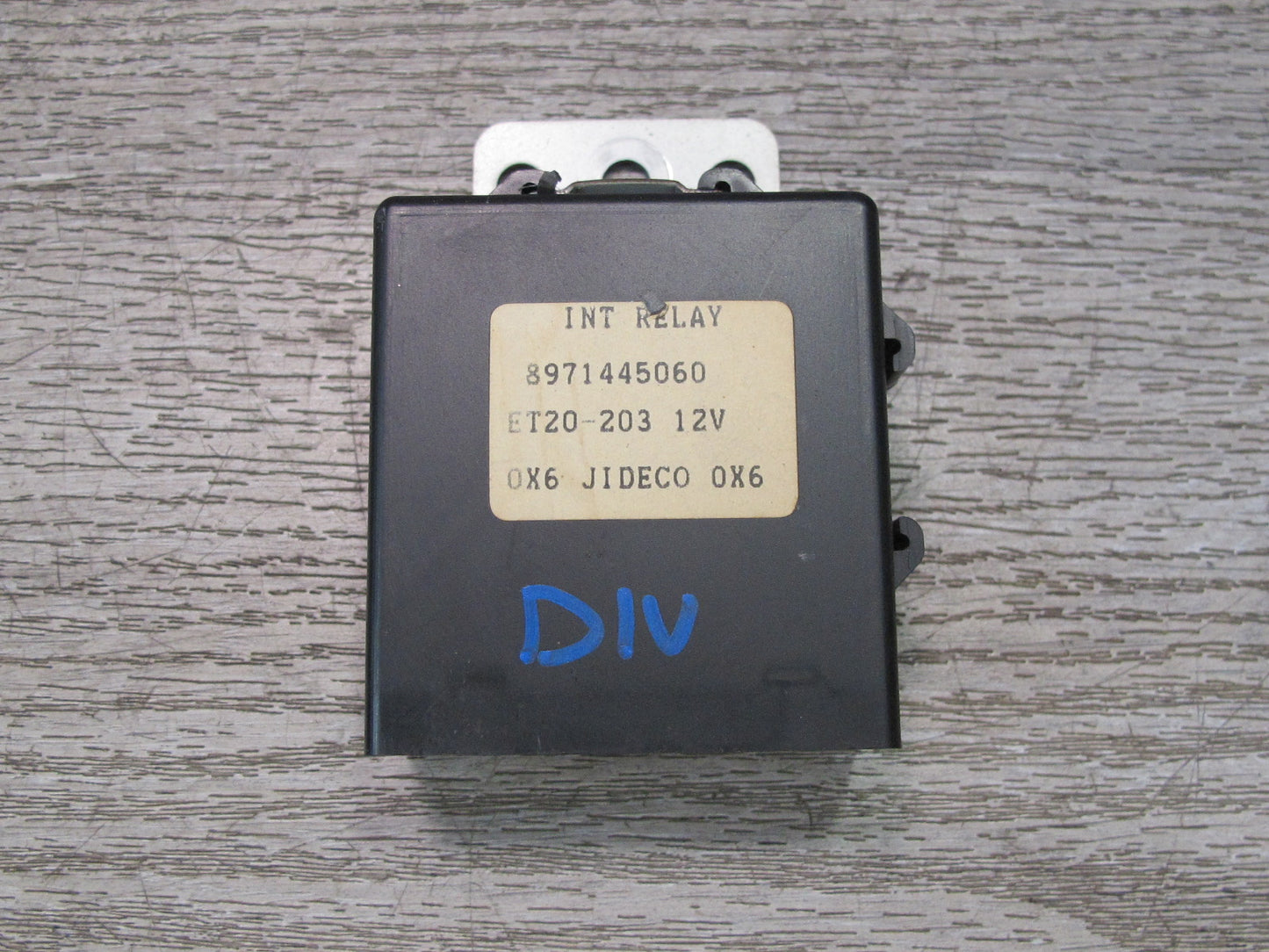 99-01 Isuzu Vehicross Wiper Relay Control Module 8971445060 OEM