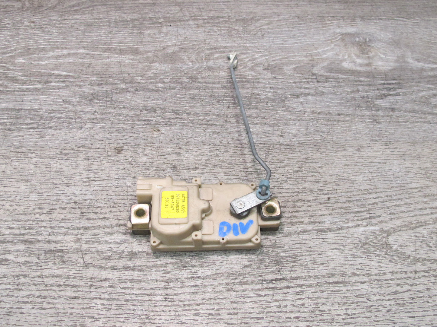 99-01 Isuzu Vehicross Front Right Door Lock Latch Actuator OEM