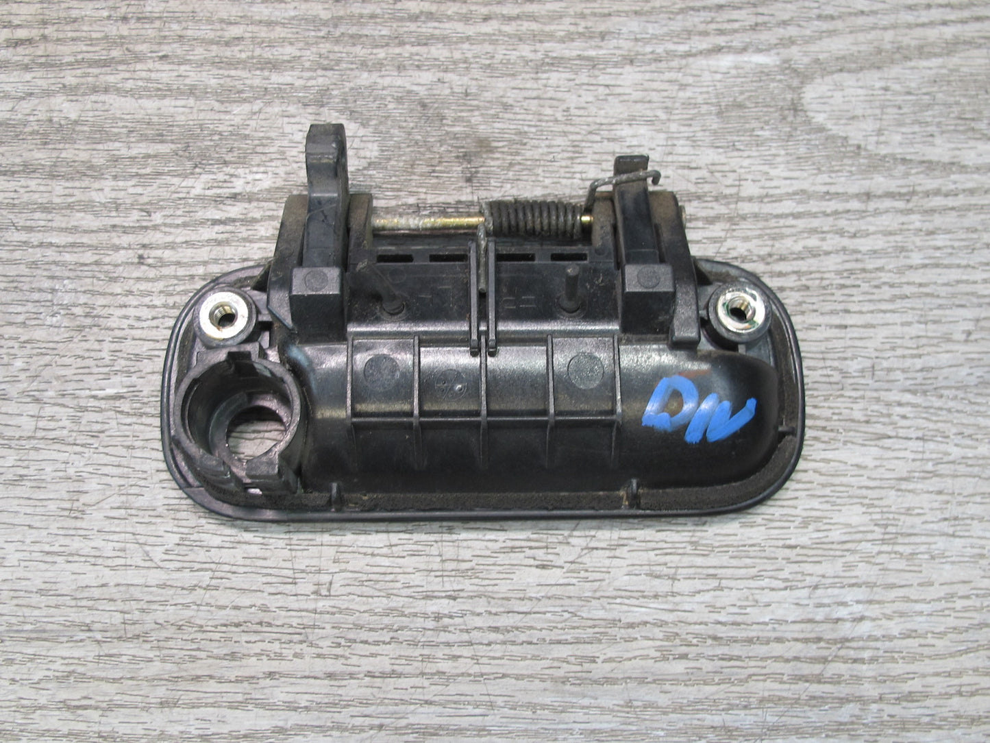 99-01 Isuzu Vehicross Front Left Driver Door Exterior Handle OEM