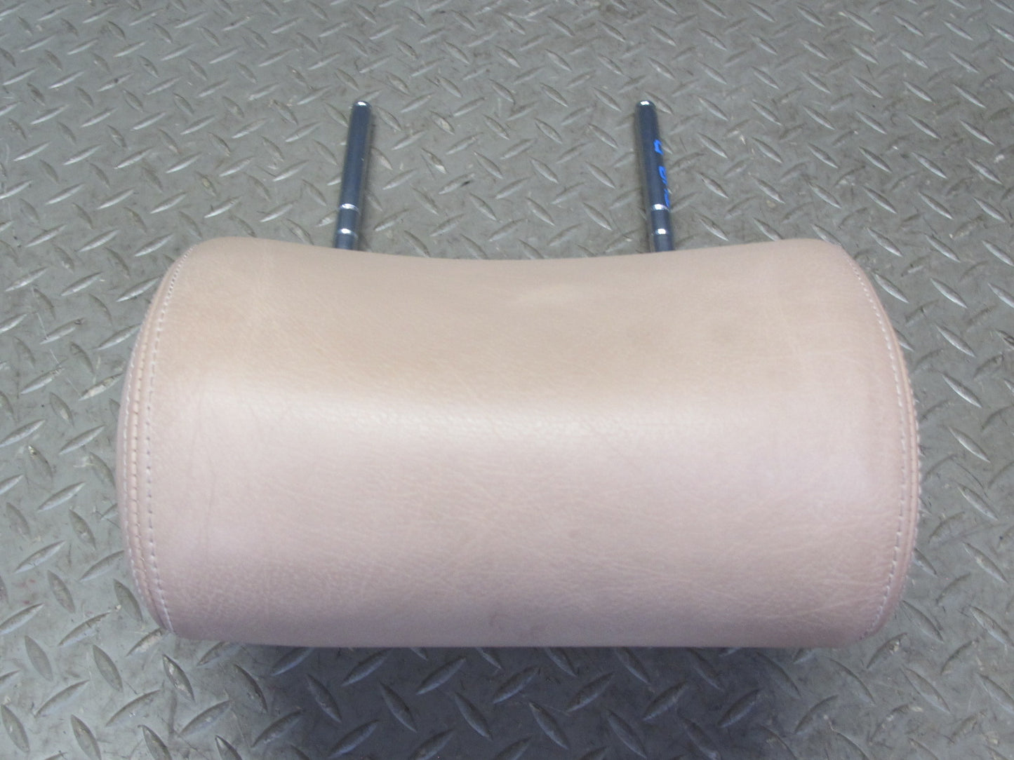 96-99 BMW E36 325iC 328iC Set of 2 Front Left & Right Seat Leather Headrest OEM