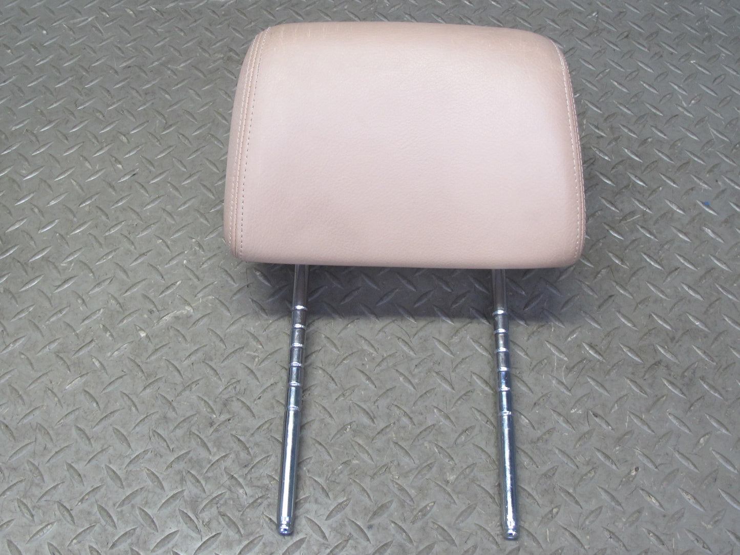 96-99 BMW E36 325iC 328iC Set of 2 Front Left & Right Seat Leather Headrest OEM