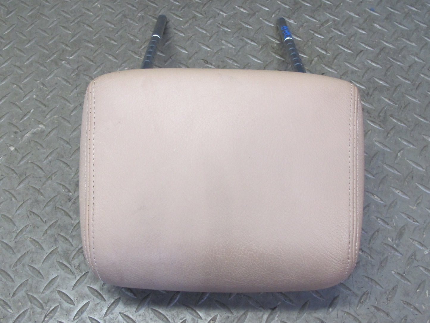 96-99 BMW E36 325iC 328iC Set of 2 Front Left & Right Seat Leather Headrest OEM