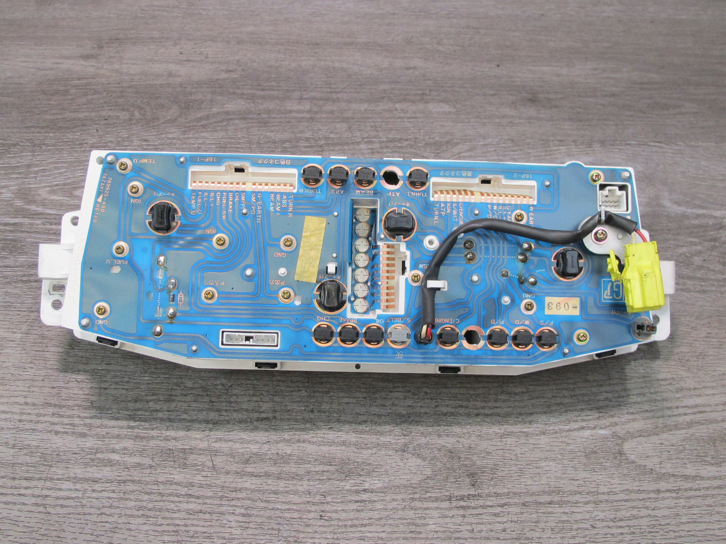 99-01 Isuzu Vehicross Instrument Cluster Gauge Speedometer 8972081943 OEM
