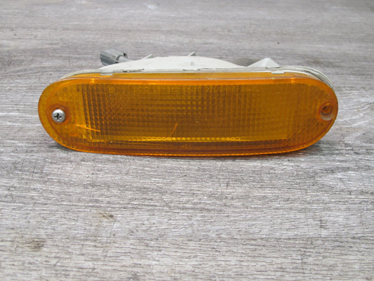 99-01 Isuzu Vehicross Front Bumper Right Turn Signal Light Lamp OEM