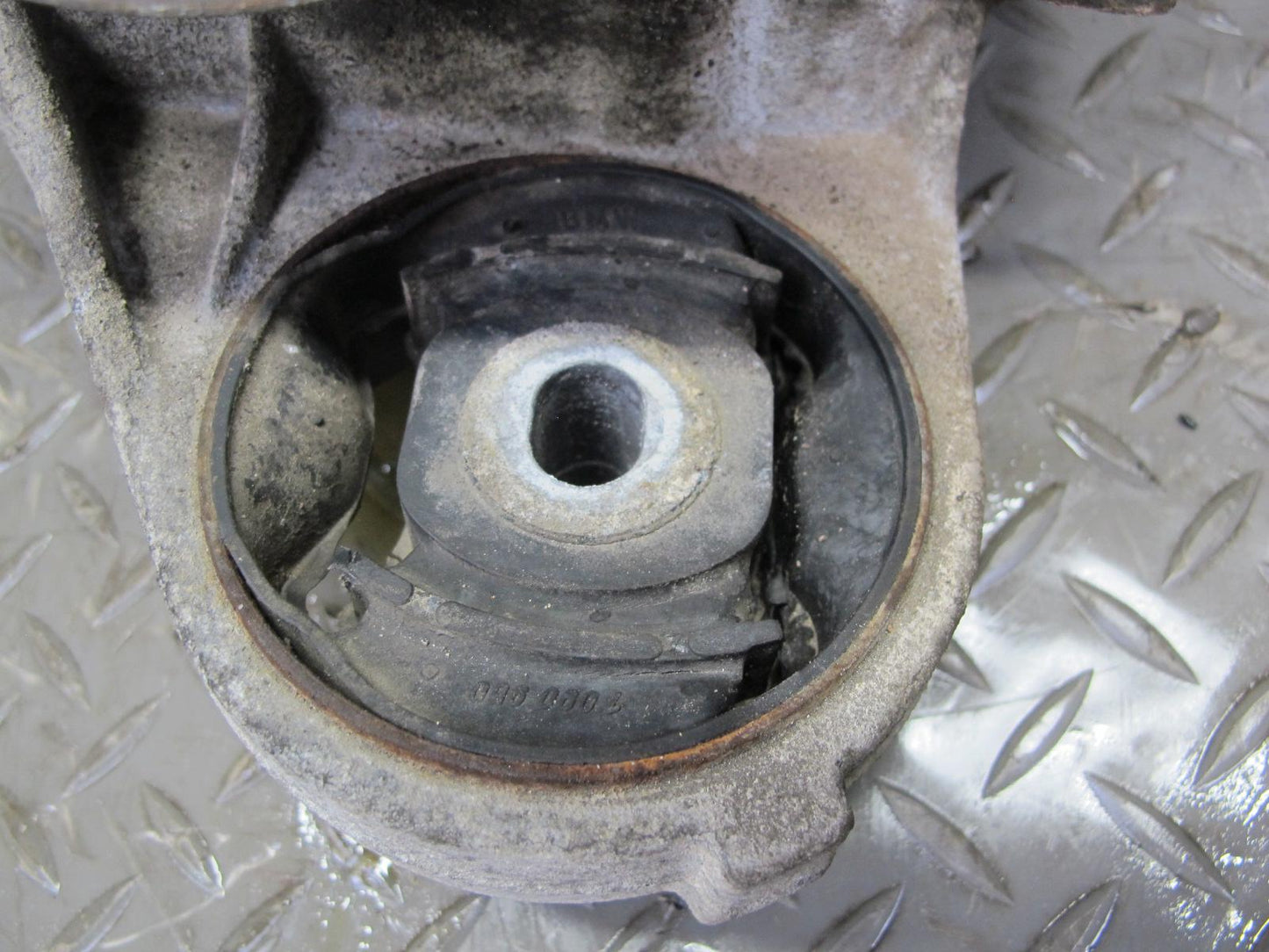 97-00 BMW E36/7 Z3 2.8L A/T Rear LSD Differential Carrier 4.10 Ratio OEM