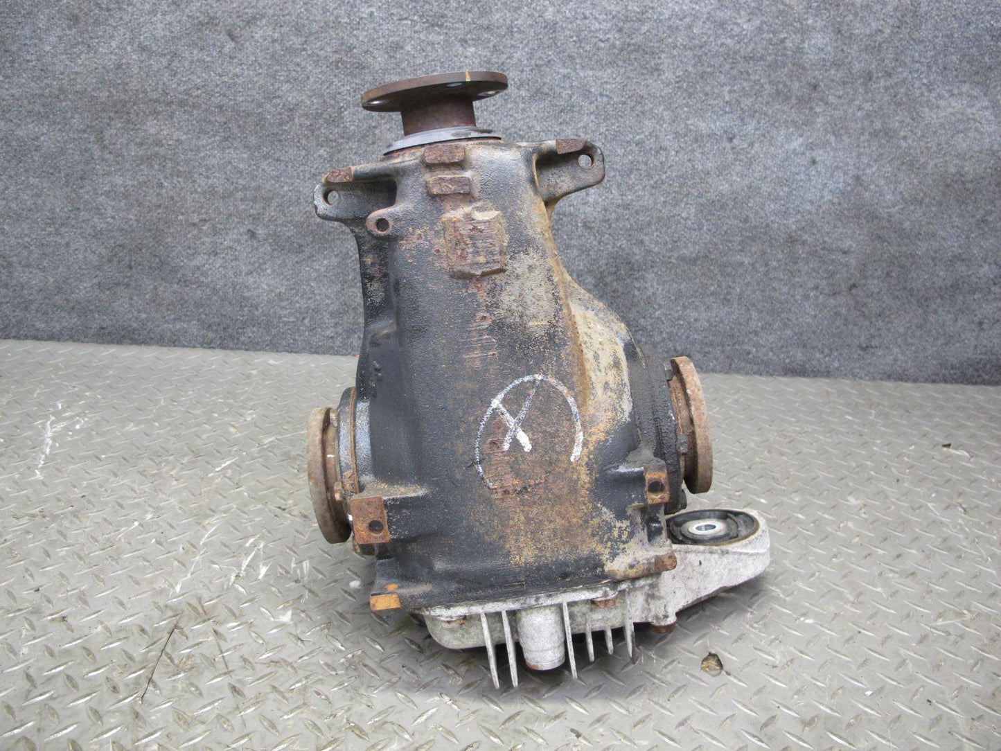 97-00 BMW E36/7 Z3 2.8L A/T Rear LSD Differential Carrier 4.10 Ratio OEM