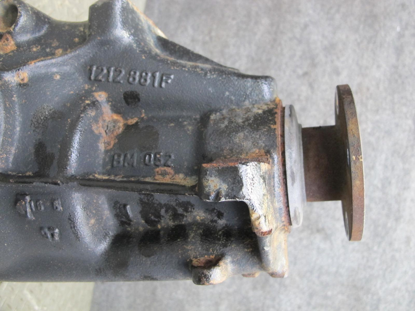 97-00 BMW E36/7 Z3 2.8L A/T Rear LSD Differential Carrier 4.10 Ratio OEM