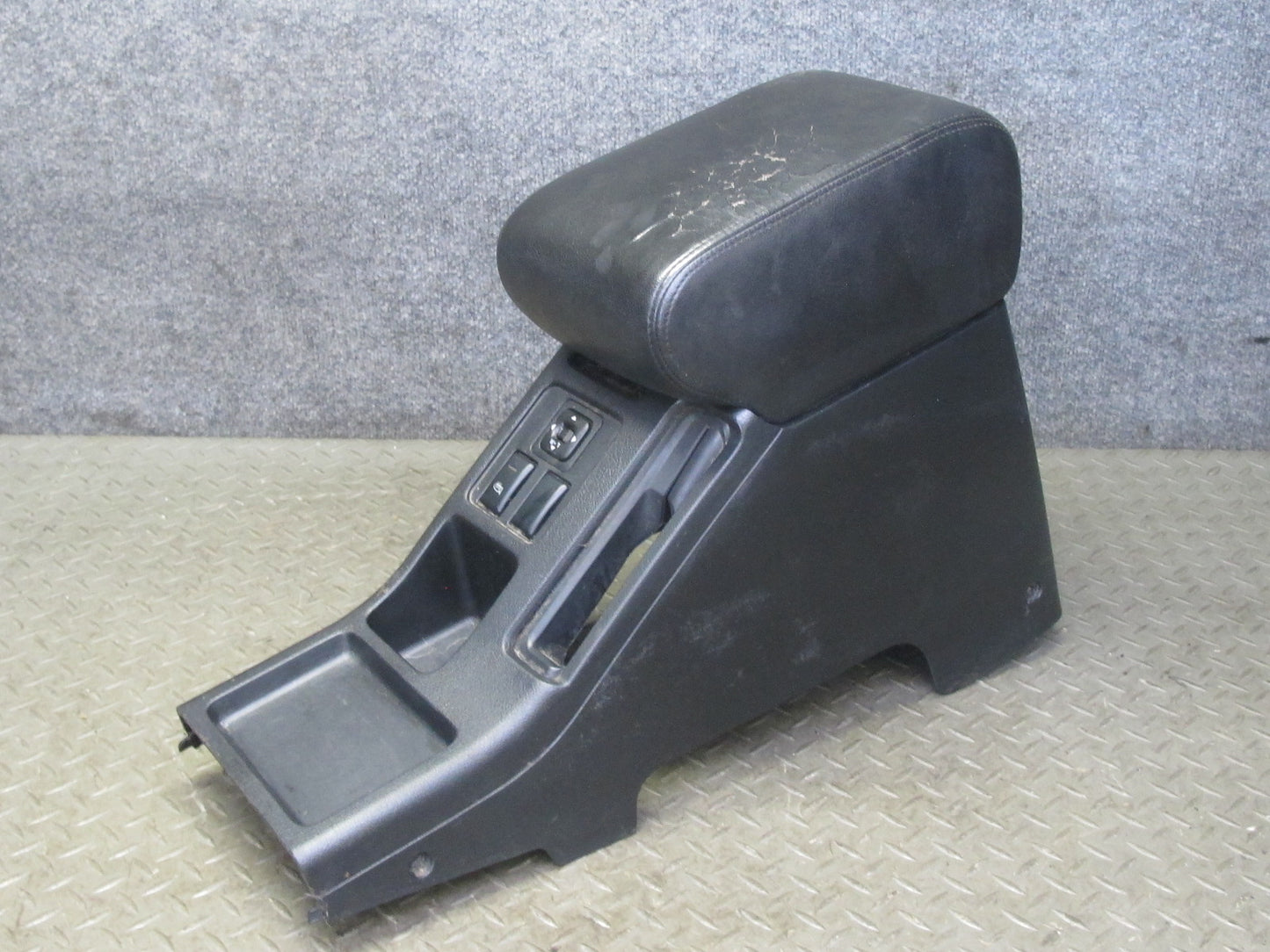99-01 Isuzu Vehicross Center Console Trim Cover Panel Armrest Mirror Switch OEM