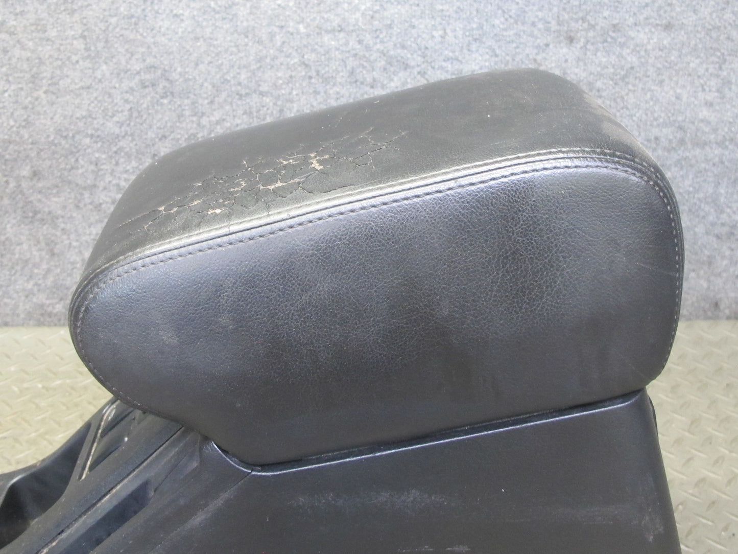 99-01 Isuzu Vehicross Center Console Trim Cover Panel Armrest Mirror Switch OEM