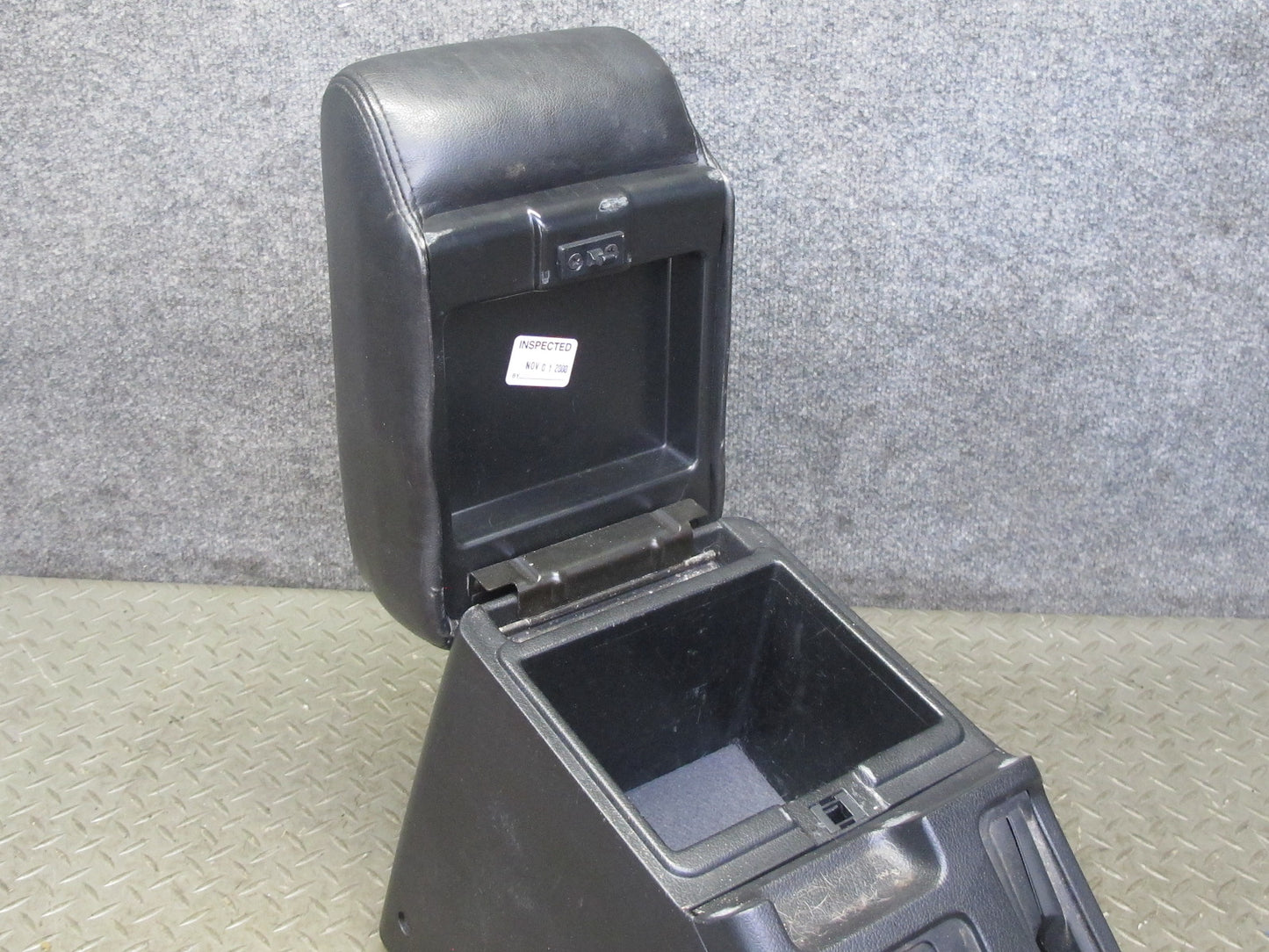 99-01 Isuzu Vehicross Center Console Trim Cover Panel Armrest Mirror Switch OEM