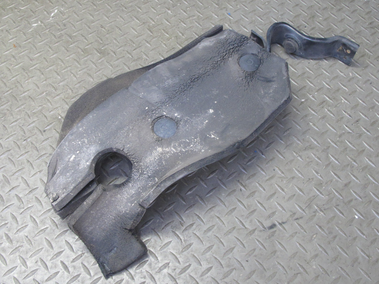 99-01 Isuzu Vehicross Set of 4 Front Bumper Mount Bracket Support OEM