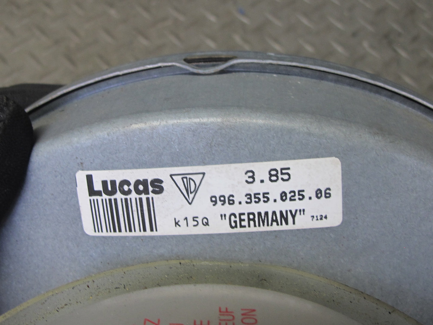 1999-2005 Porsche 911 Carrera 996 Brake Master Cylinder Booster Fluid Reservoir