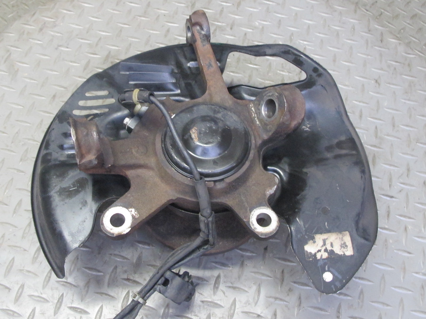 92-00 Lexus UZZ30L SC300 SC400 RWD Front Left Spindle Knuckle Wheel Hub OEM