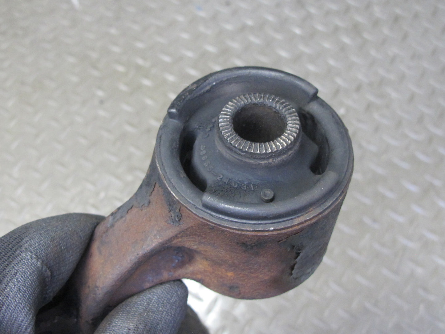 97-00 Lexus UZZ30L SC300 SC400 Front Right Lower Control Arm OEM