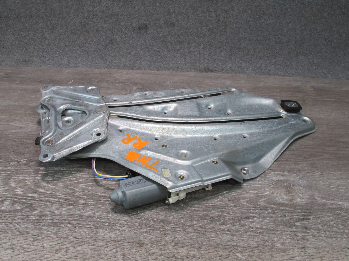 94-99 BMW E36 328iC Convertible Rear Right Quarter Window Regulator w Motor OEM