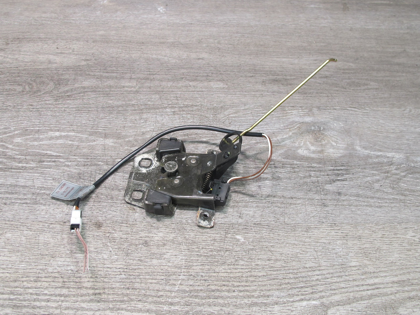 94-99 BMW E36 325CI 328CI Rear Trunk Lid Lock Latch Actuator 8173721 OEM