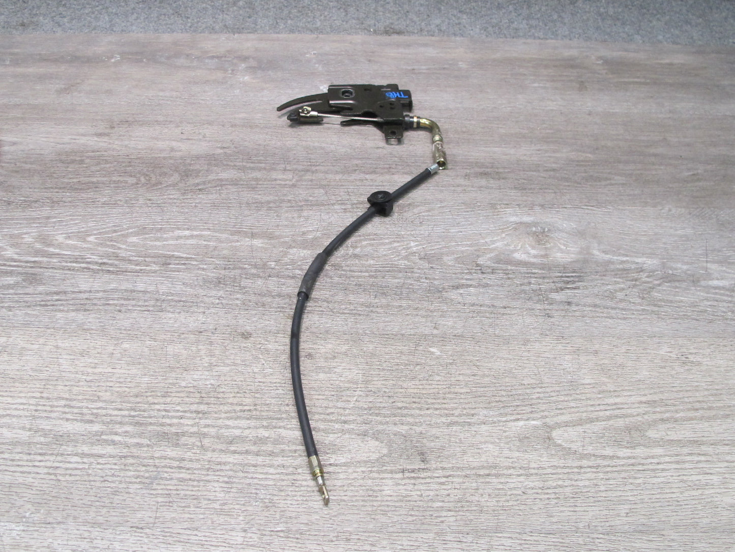 94-99 BMW E36 Convertible TOP Roof Compartment Tonneau Lock Latch Set OEM