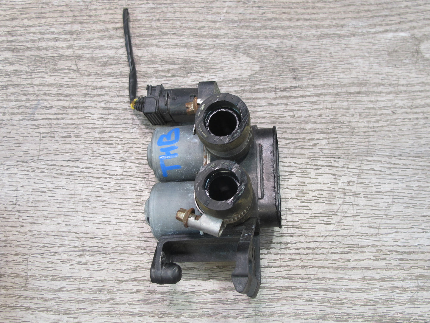 94-99 BMW E36 325iC 328iC Heater Control Water Valve OEM