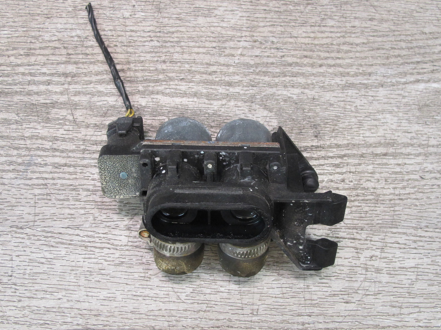 94-99 BMW E36 325iC 328iC Heater Control Water Valve OEM