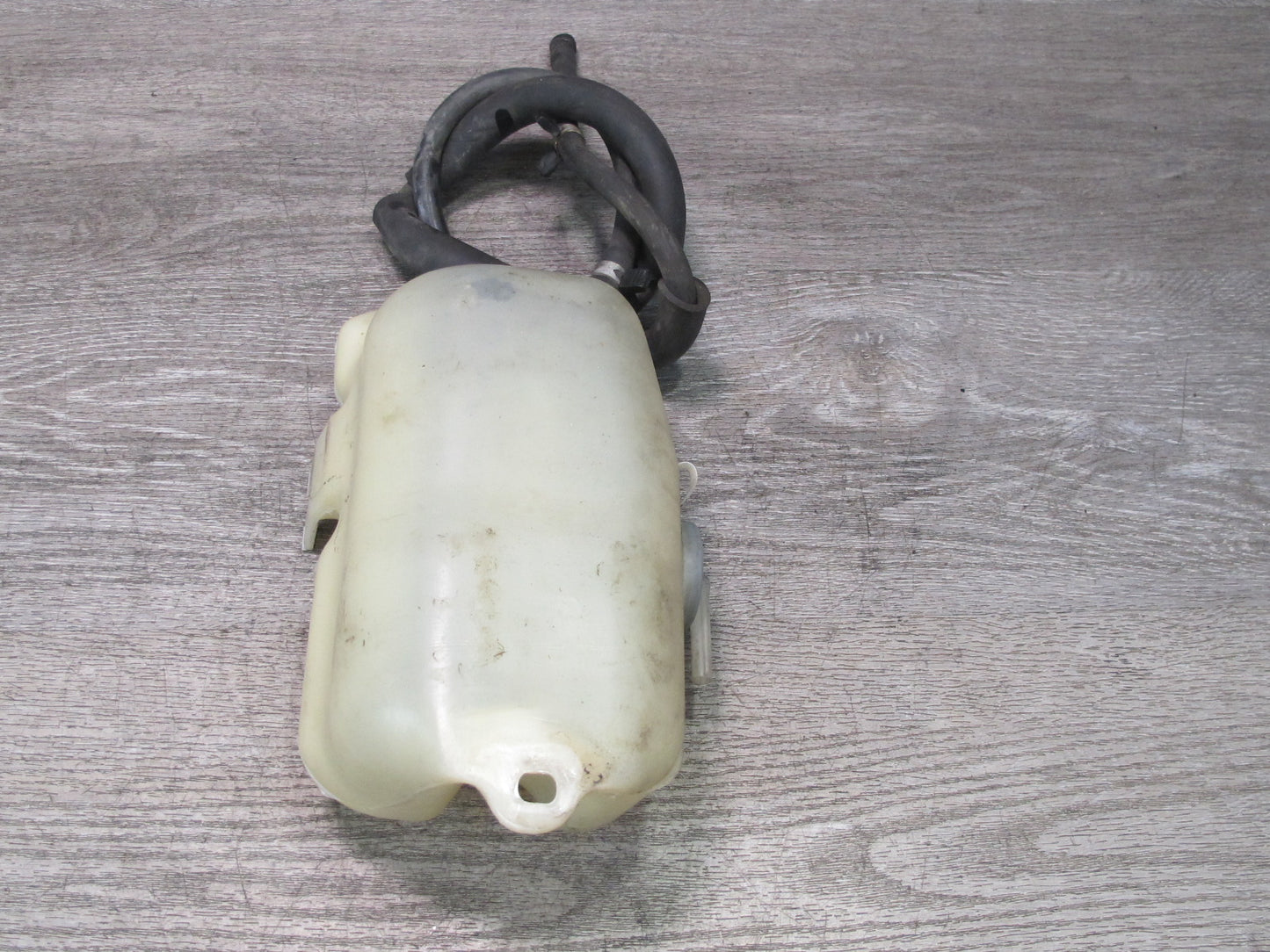 99-01 Isuzu Vehicross Engine Coolant Expansion Overflow Tank Reservoir OEM