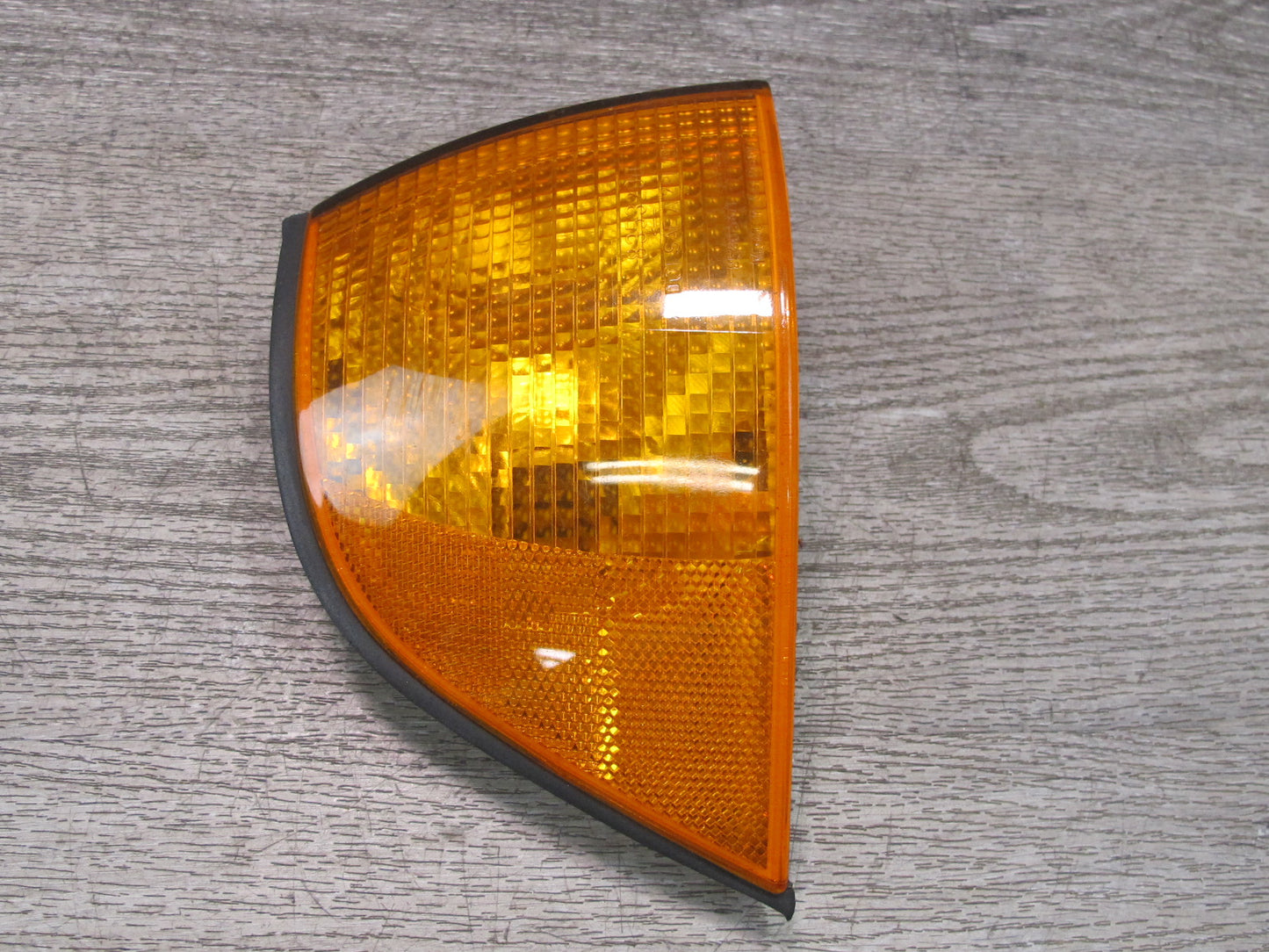 94-99 BMW E36 325iC 328iC Front Right Corner Turn Signal Light Lamp OEM